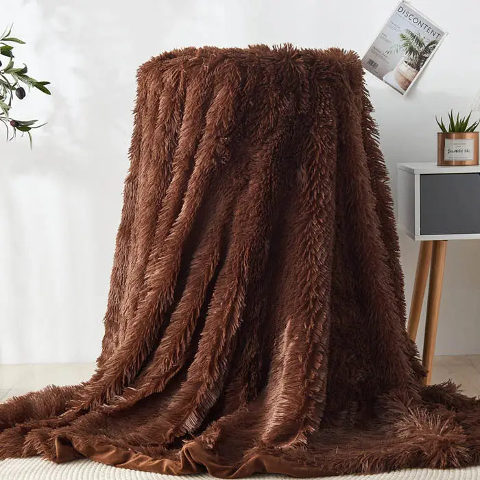 Warm Plush Coffee Flannel Blanket for Living Room & Office - Avenari Home & Life