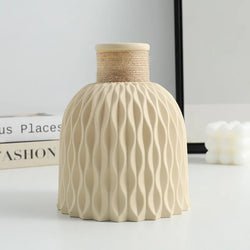 Modern Decorative Vase - Avenari Home & Life