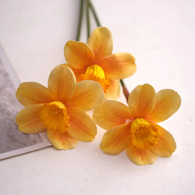 Artificial Flower Decor - Elegant & Low-Maintenance Floral Arrangements