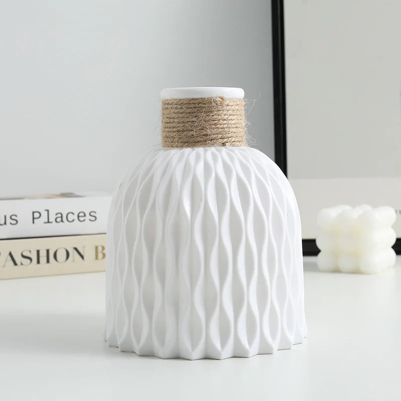 Modern Decorative Vase - Avenari Home & Life